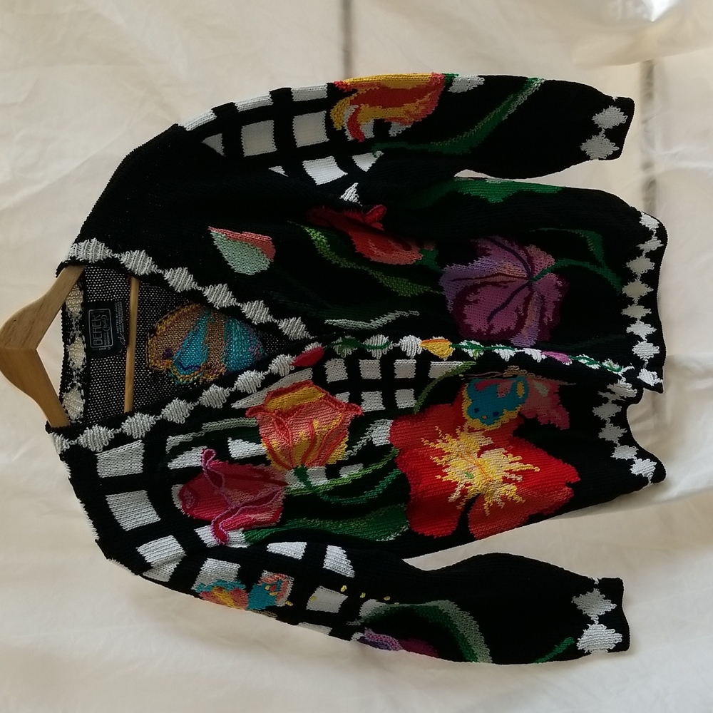 Berek floral summer themed Cardigan